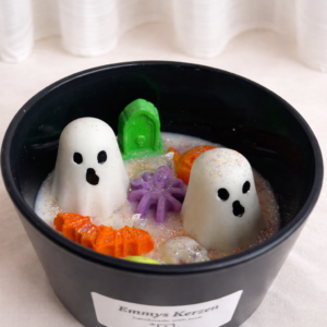 Halloween Kerze „Boo Crew“ – süße Geister Deko