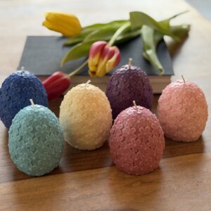 Handgegossene Osterei Kerze